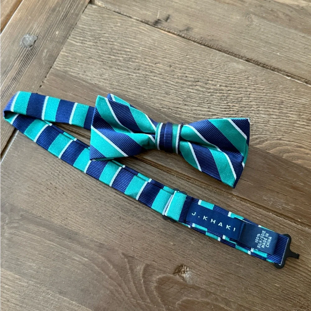 J. Khaki Navy and Green Striped Bow Tie